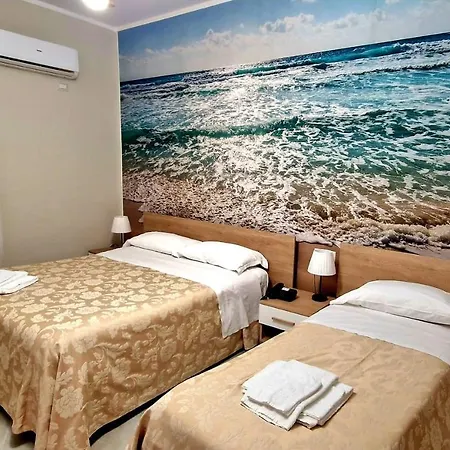 فندق Sole 3*